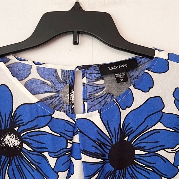 Karen Kane Blue Daisy Handkerchief Blouse Size XL - Picture 5 of 12